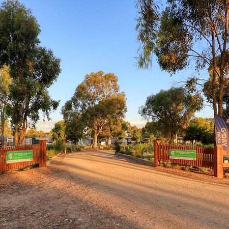 Yarrawonga Riverlands Tourist Park Екстер'єр фото
