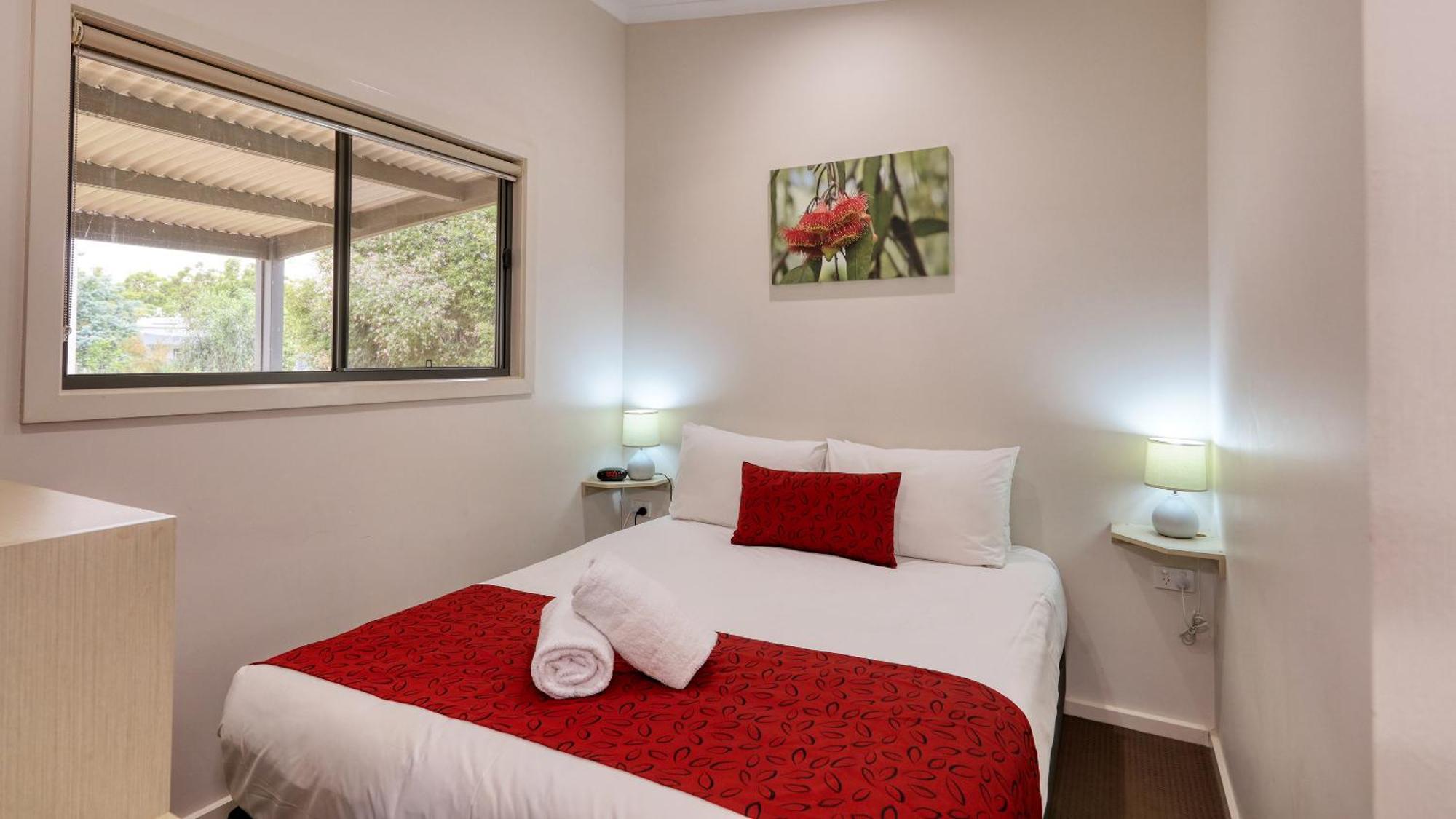Yarrawonga Riverlands Tourist Park Екстер'єр фото
